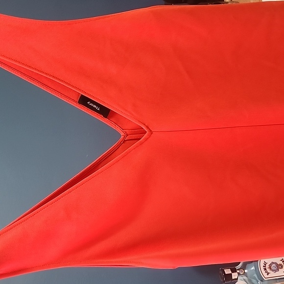 Theory Red Admiral Crepe V-Neck Shift Dress - Picture 5 of 6